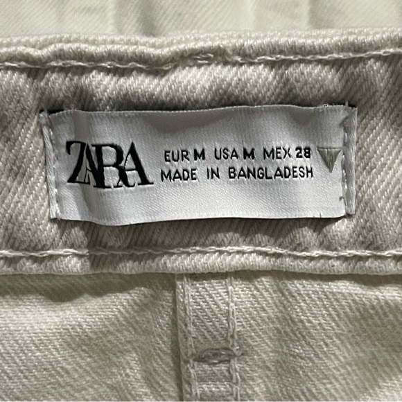 Zara white Frayed Hem Button High Rise Denim Skirt size medium - Picture 5 of 12